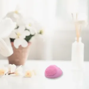 Waterproof Heart-Shaped Face Wash Brush | Silicone Facial Cleansing & Exfoliating Scrubber for Women ( default, Standard ).